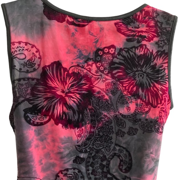 Sami & Jo | Sleeveless Bl - Picture 12 of 15